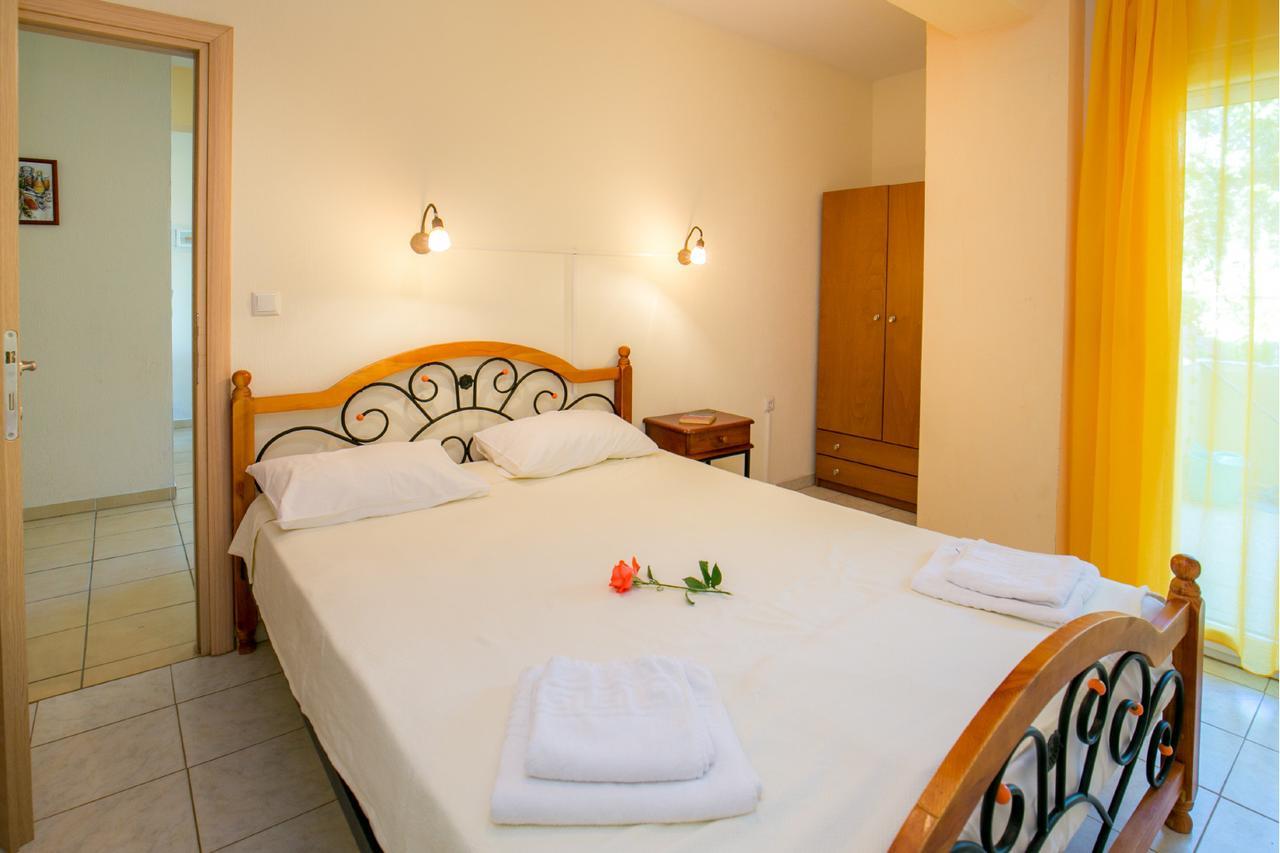 Antheon Villas Криси Амудия Екстериор снимка