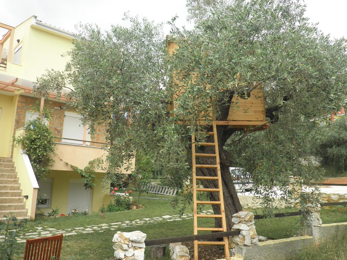 Antheon Villas Криси Амудия Екстериор снимка