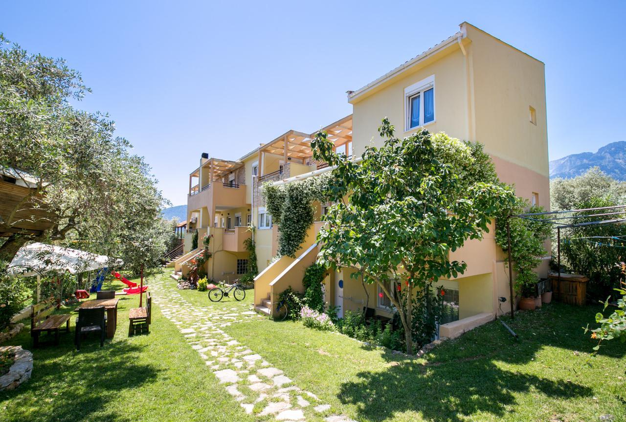 Antheon Villas Криси Амудия Екстериор снимка