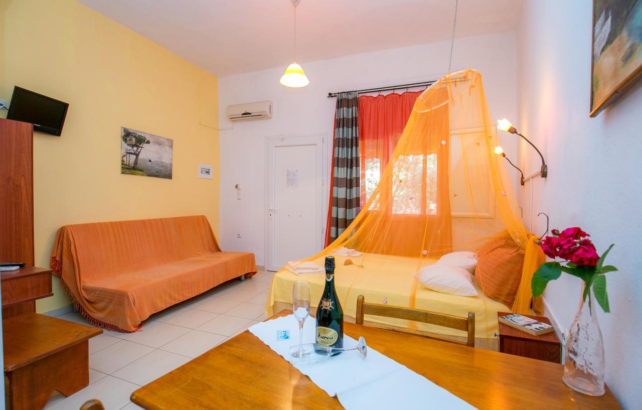 Antheon Villas Криси Амудия Екстериор снимка