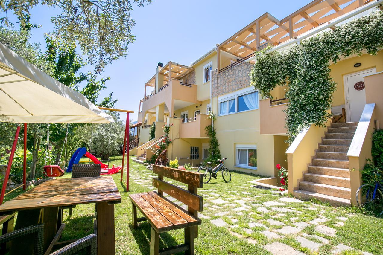 Antheon Villas Криси Амудия Екстериор снимка